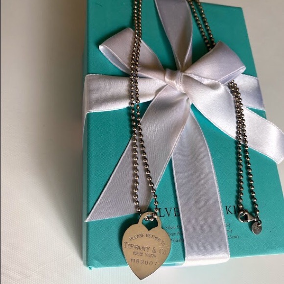 Tiffany & Co. Pendant Necklace Heart